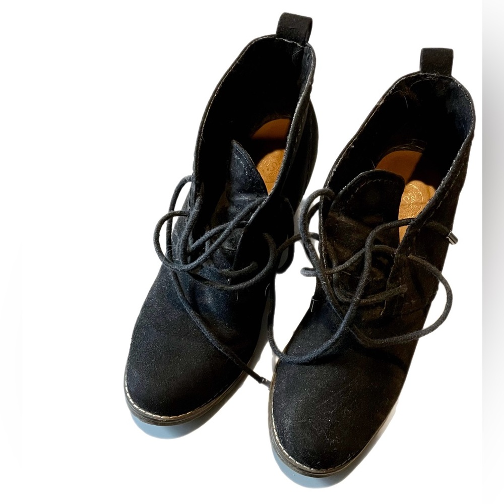 SO black suede lace up ankle boot, size 7.5